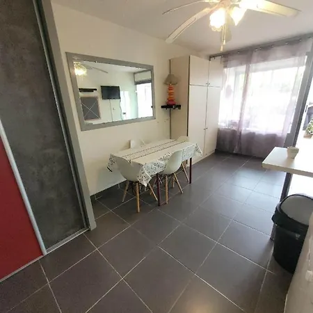 Location Studio + Loggia Le Cap D'agde 6 Personnes 아파트