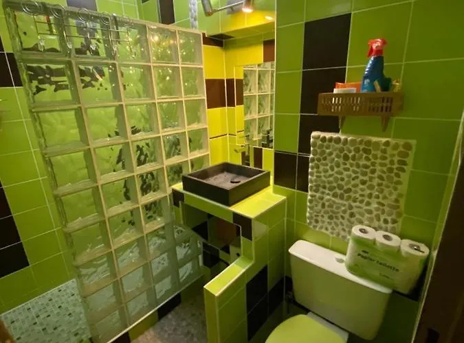 Location Studio + Loggia Le Cap D'agde 6 Personnes Appartement Agde