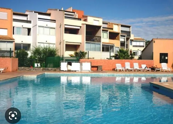 Appartement Location Studio + Loggia Le Cap D'agde 6 Personnes *