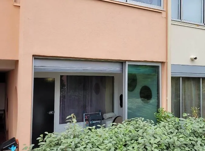 Location Studio + Loggia Le Cap D'agde 6 Personnes Appartement *
