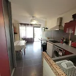 Location Studio + Loggia Le Cap D'agde 6 Personnes Apartament *
