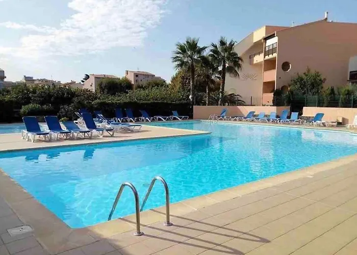 Location Studio + Loggia Le Cap D'agde 6 Personnes Agde