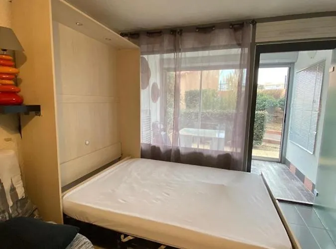 Appartement Location Studio + Loggia Le Cap D'agde 6 Personnes