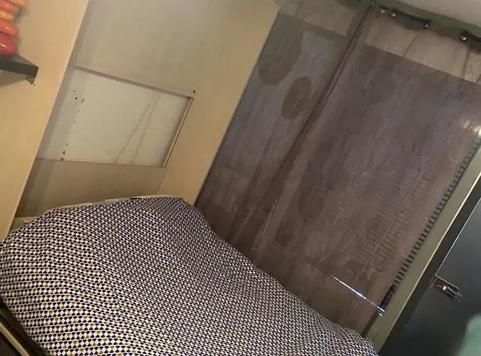 Appartement Location Studio + Loggia Le Cap D'agde 6 Personnes *