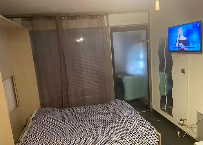 Location Studio + Loggia Le Cap D'agde 6 Personnes Agde